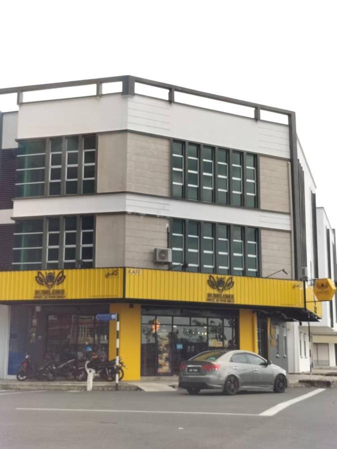Noorsyah Roomstay Kangar Bagian luar foto