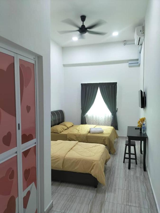 Noorsyah Roomstay Kangar Bagian luar foto